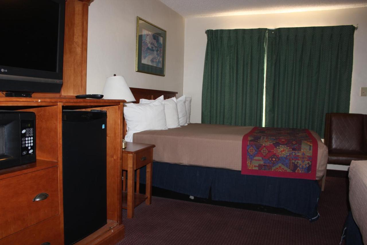 Dixie Palm Motel St. George Esterno foto