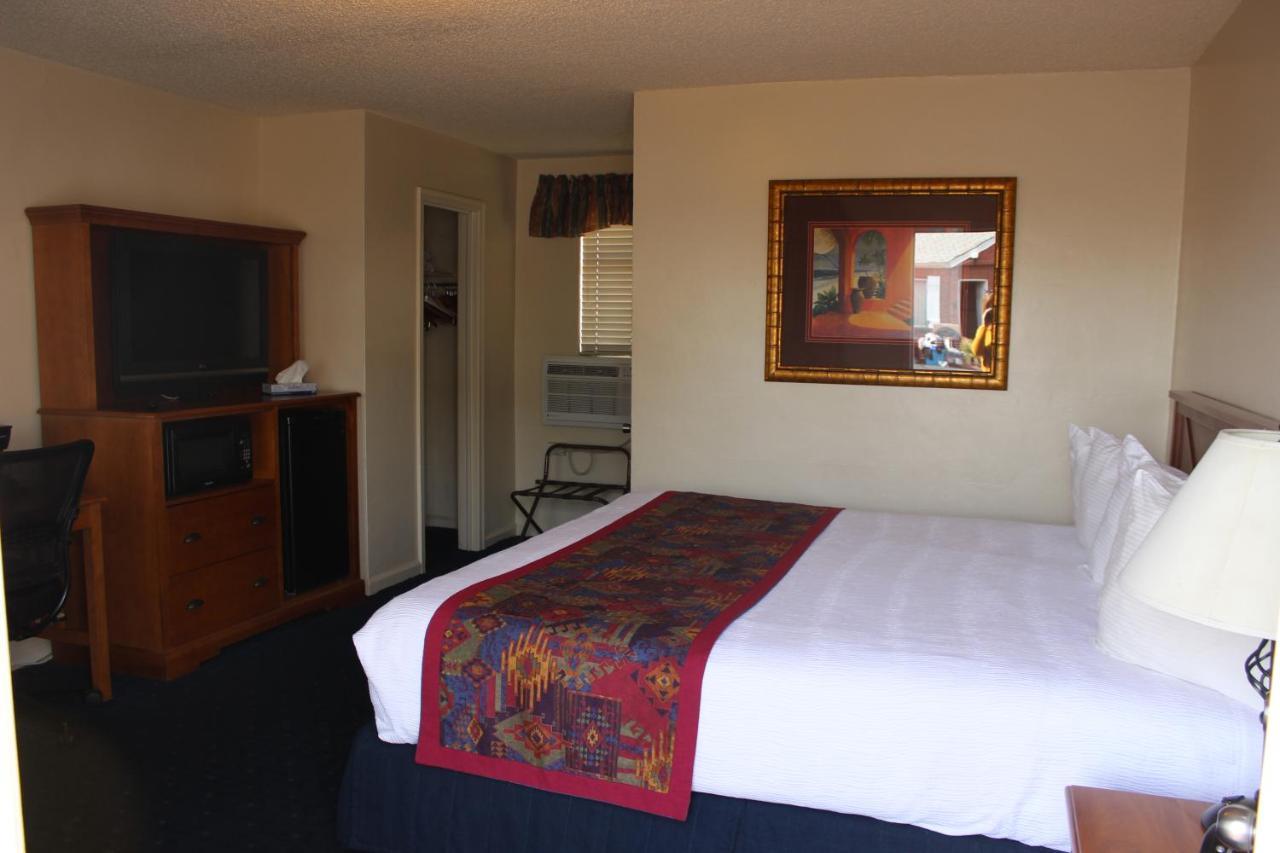 Dixie Palm Motel St. George Esterno foto